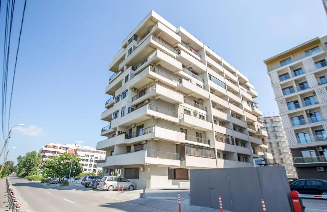 Mamaia Lake Campus-1