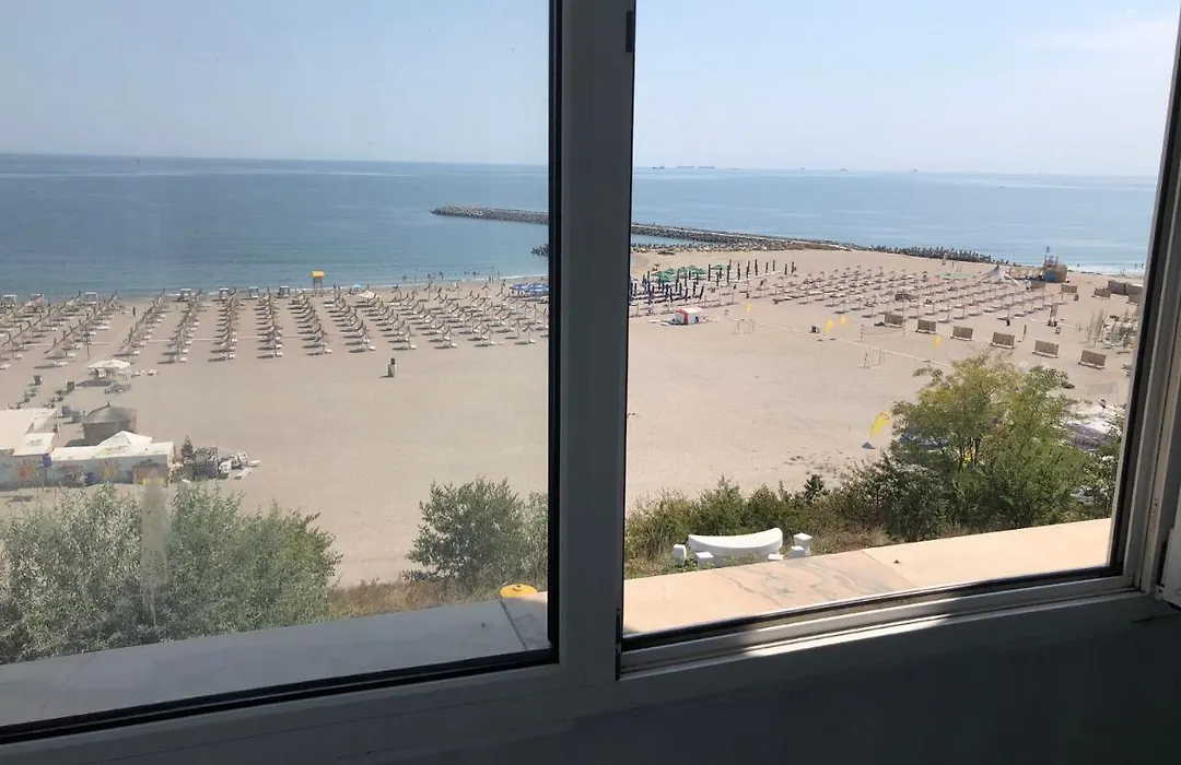 Apartament Constanta La malul marii-1