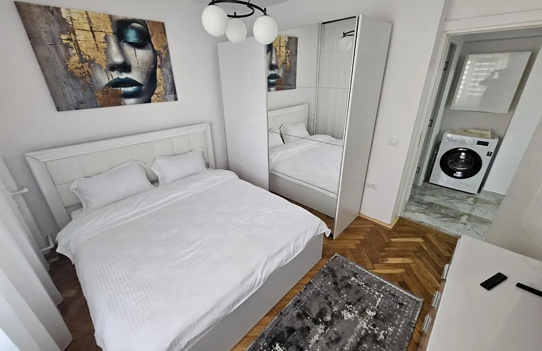 Luxury Paco-1
