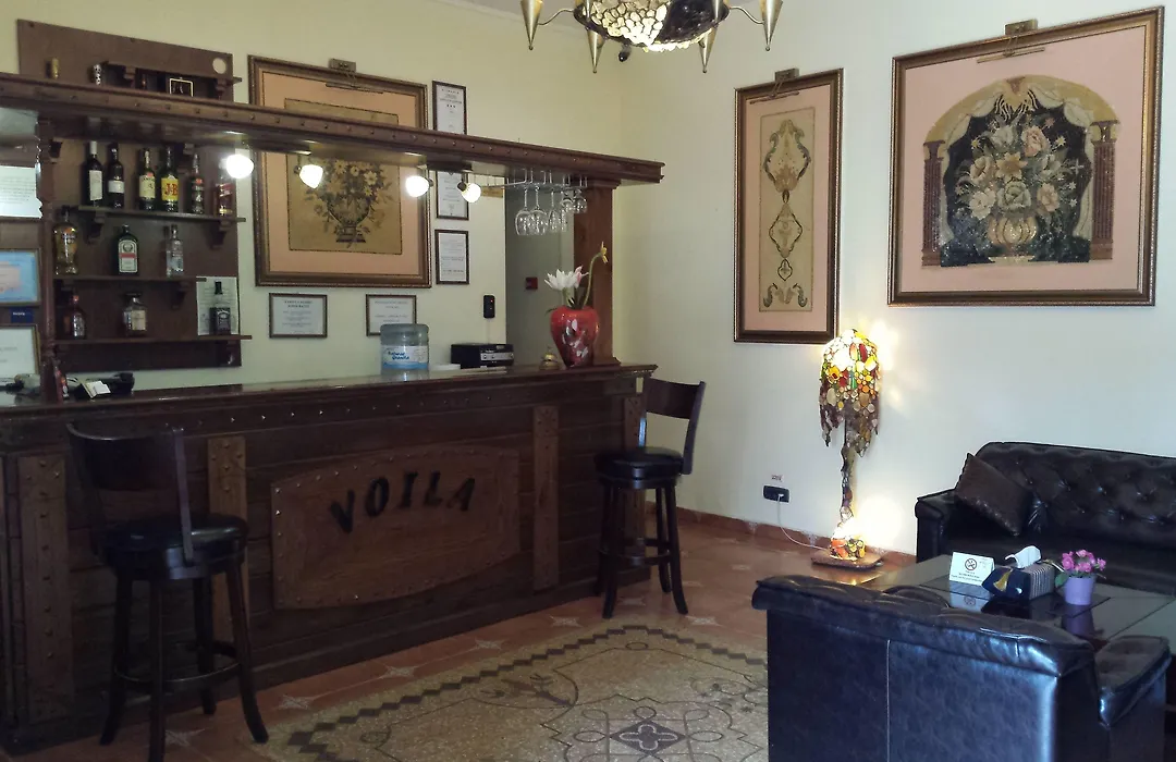 Voila Inn-1