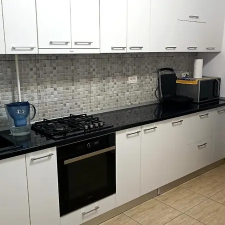 Natural House-3