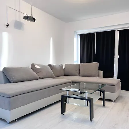 Apartament Vivo & Pool Access - Free Parking-2