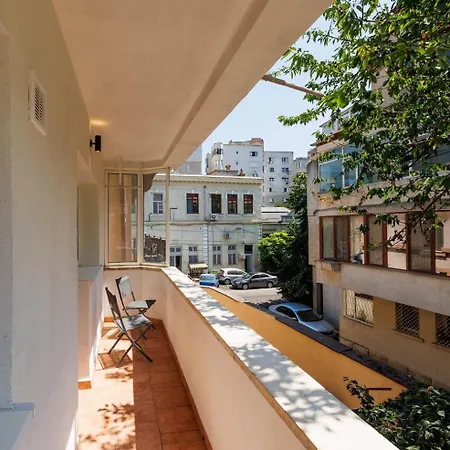 Downtown Breeze-2
