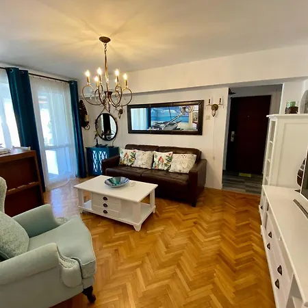 Old Town Apartment-2