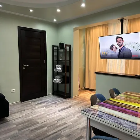 Butterfly Apartment Free Parking 10 Min Beach-2