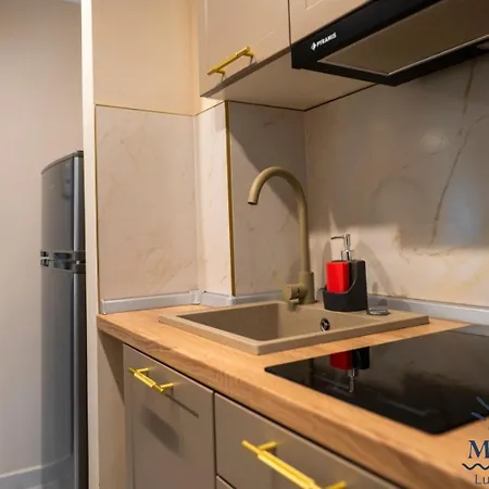 Apartament Zafi By Sunny Mamaia-2