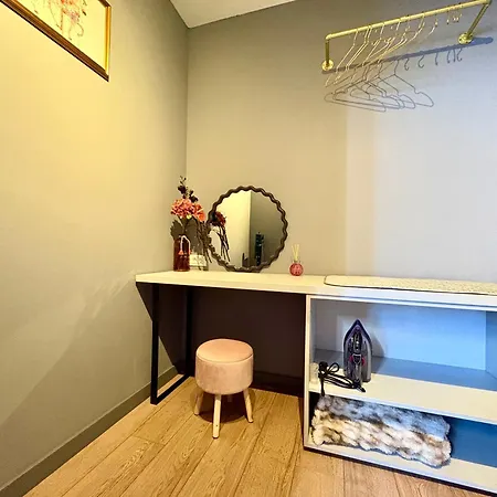 Blue Central Apartment - Neversea Beach - Old Town-2