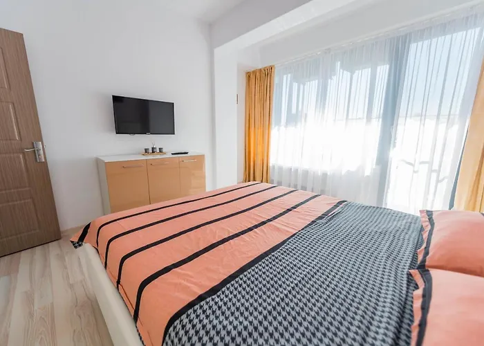 Fire Opal Apartment Constanţa