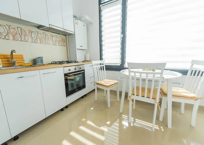 Fire Opal Apartment Constanţa