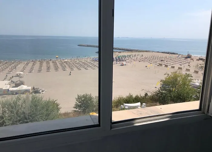 Apartament Constanta La malul marii