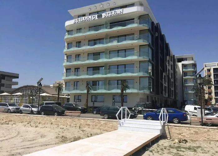 Zen Garden apartament de lux nou pe malul marii Constanţa