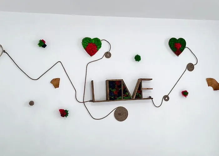 Summer Vibe - Apartament La Curte Constanţa