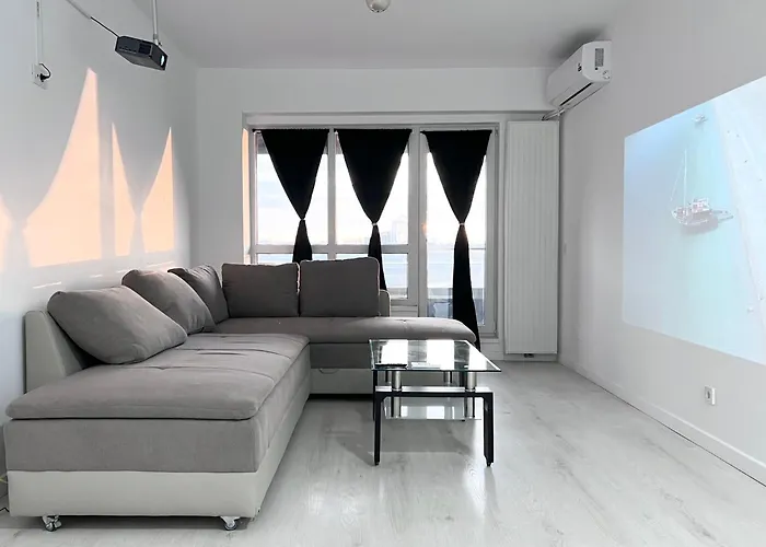 Apartament Vivo & Pool Access - Free Parking Constanţa