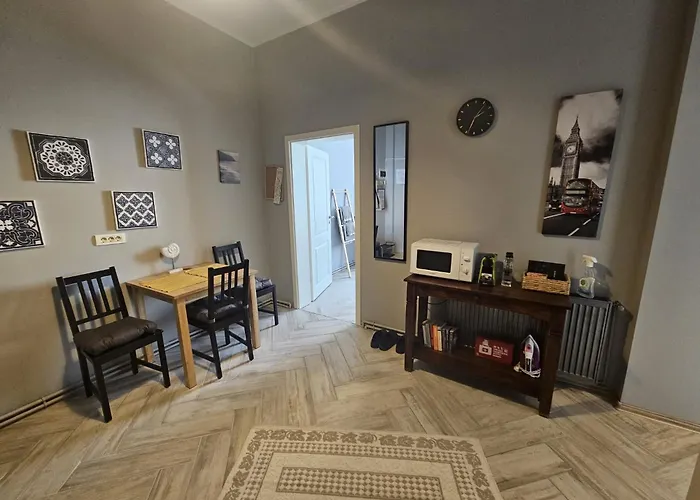 Zig Zag Apartment 4- Old Town Constanţa