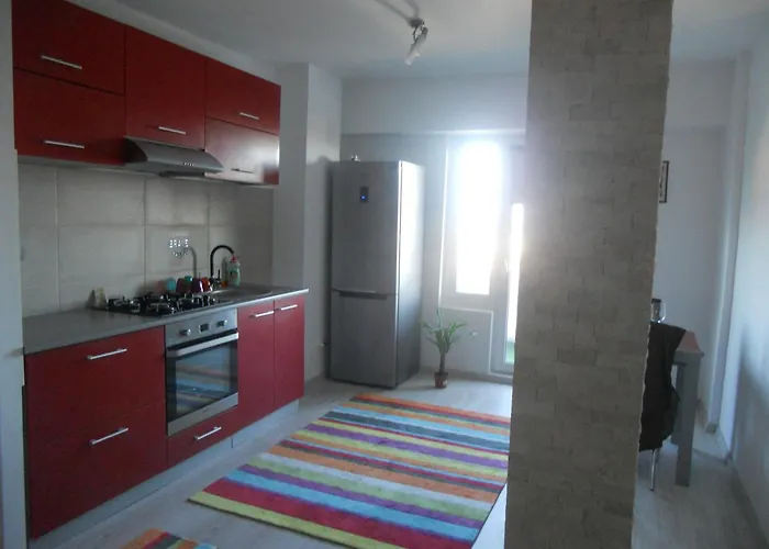 Reyna Apartment, Faleza Nord Constanţa