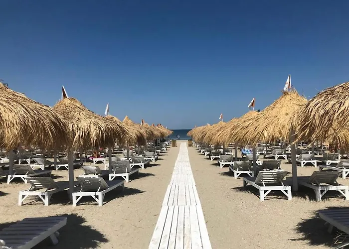 Charming Apart Next To The Beach Constanţa