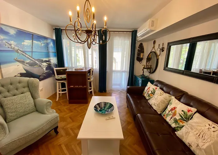 Old Town Apartment Constanţa