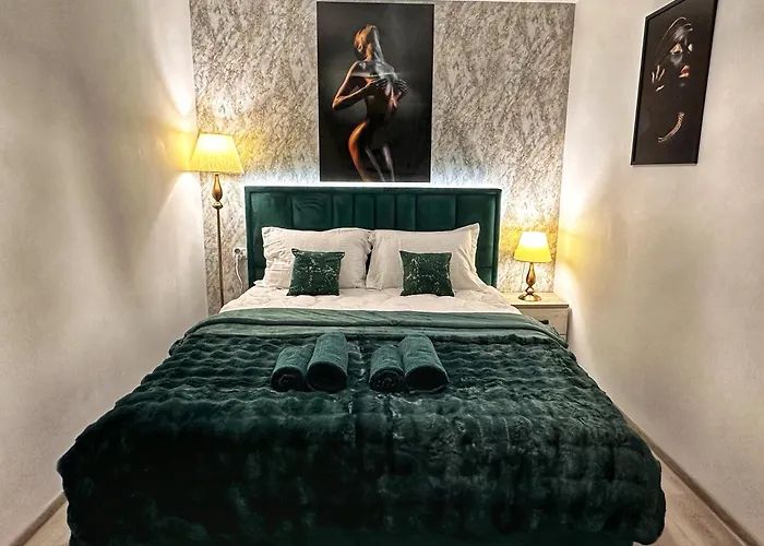 Green Apartment - Tomis Nord Constanţa