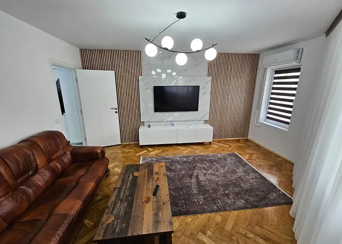 Luxury Paco Apartment Constanţa