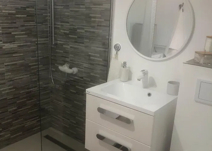Studio Faleză Nord-Banu Mihalcea Constanţa