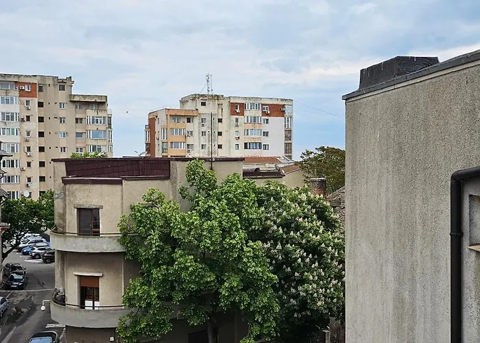 Apartament Plaja NEVERSEA centru Constanţa