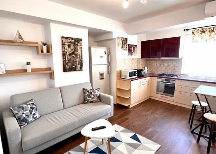 Modern Beach & City Centre Flat Constanţa