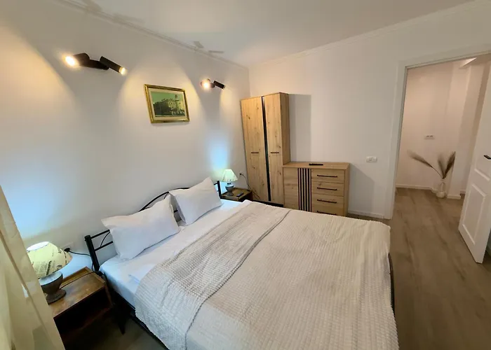 Piața Ovidiu 14 Loft Apartment Constanţa