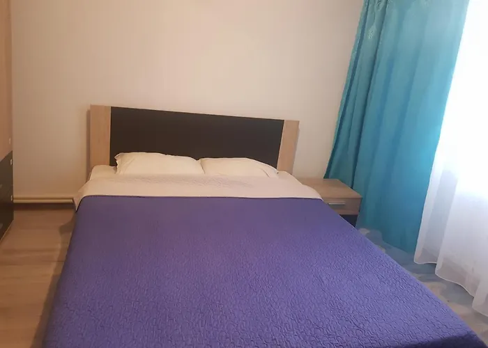Modern 2-Bedroom Apartment Near Mamaia Beach Constanţa